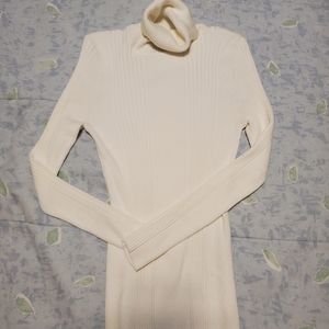 US Sweater Company Cream Sweater